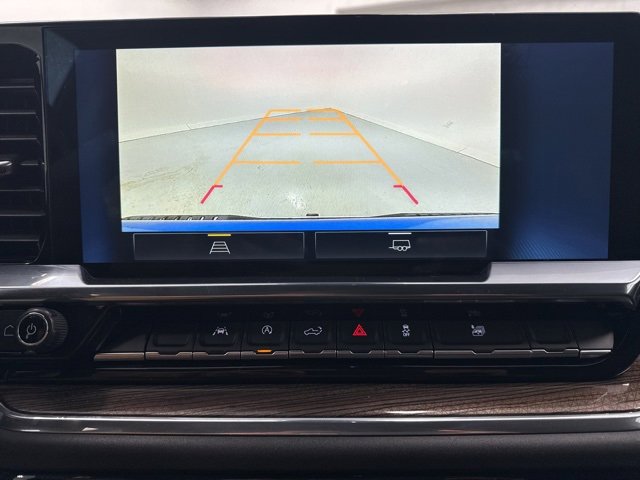 Used 2025 Chevrolet Silverado 1500 LT image 18