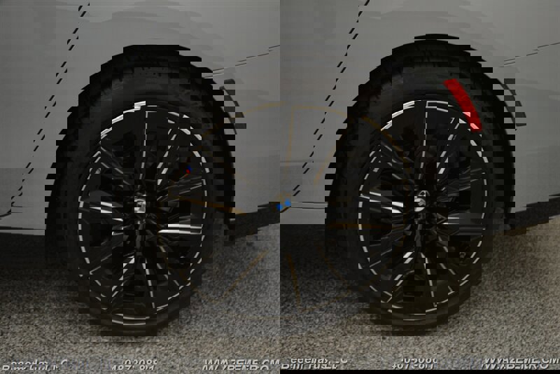 Used 2024 BMW 740i w/ M Sport Professional Package image 48