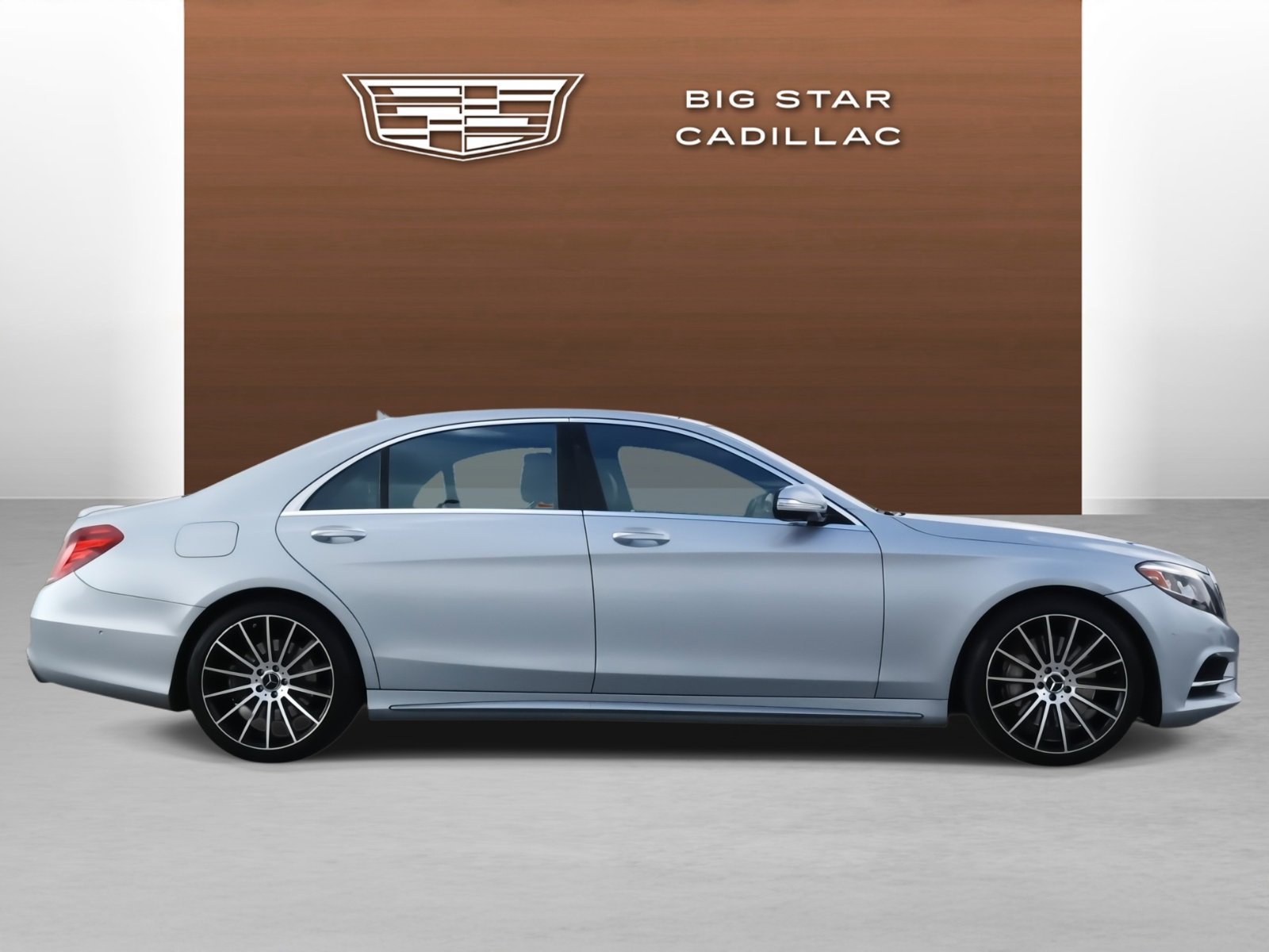 Used 2016 Mercedes-Benz S 550 Sedan image 6
