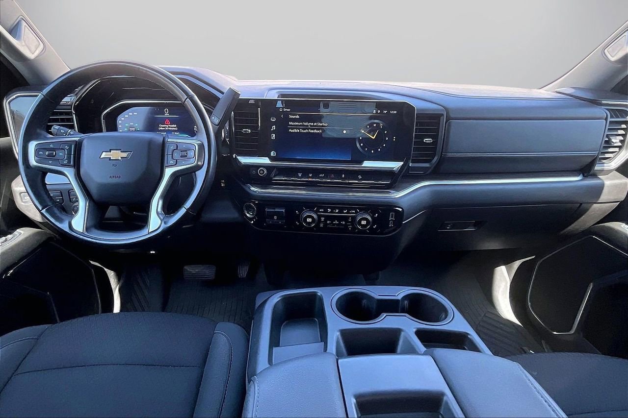 Used 2024 Chevrolet Silverado 2500 LT image 15