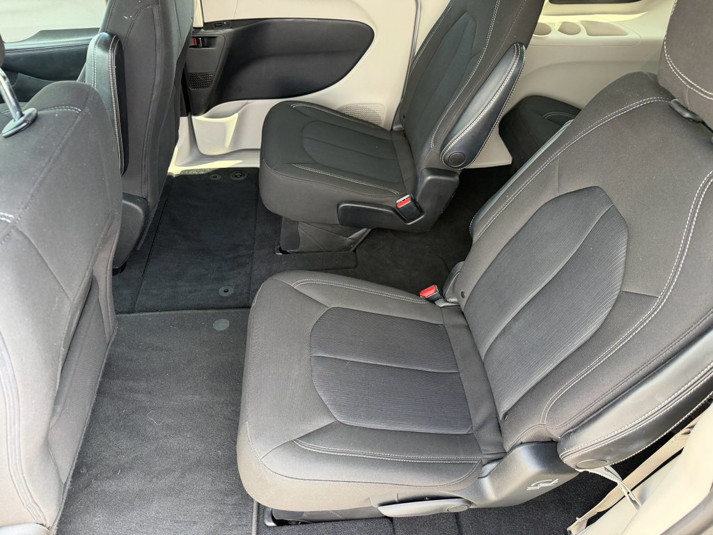 Used 2021 Chrysler Voyager LX w/ Cold Weather Group FWD image 21