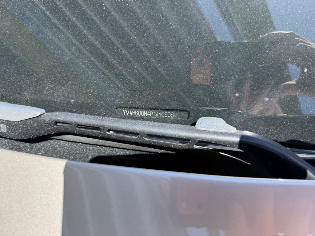 Used 2023 Volvo XC90 T8 Plus w/ Protection Package Premier AWD/4WD image 47