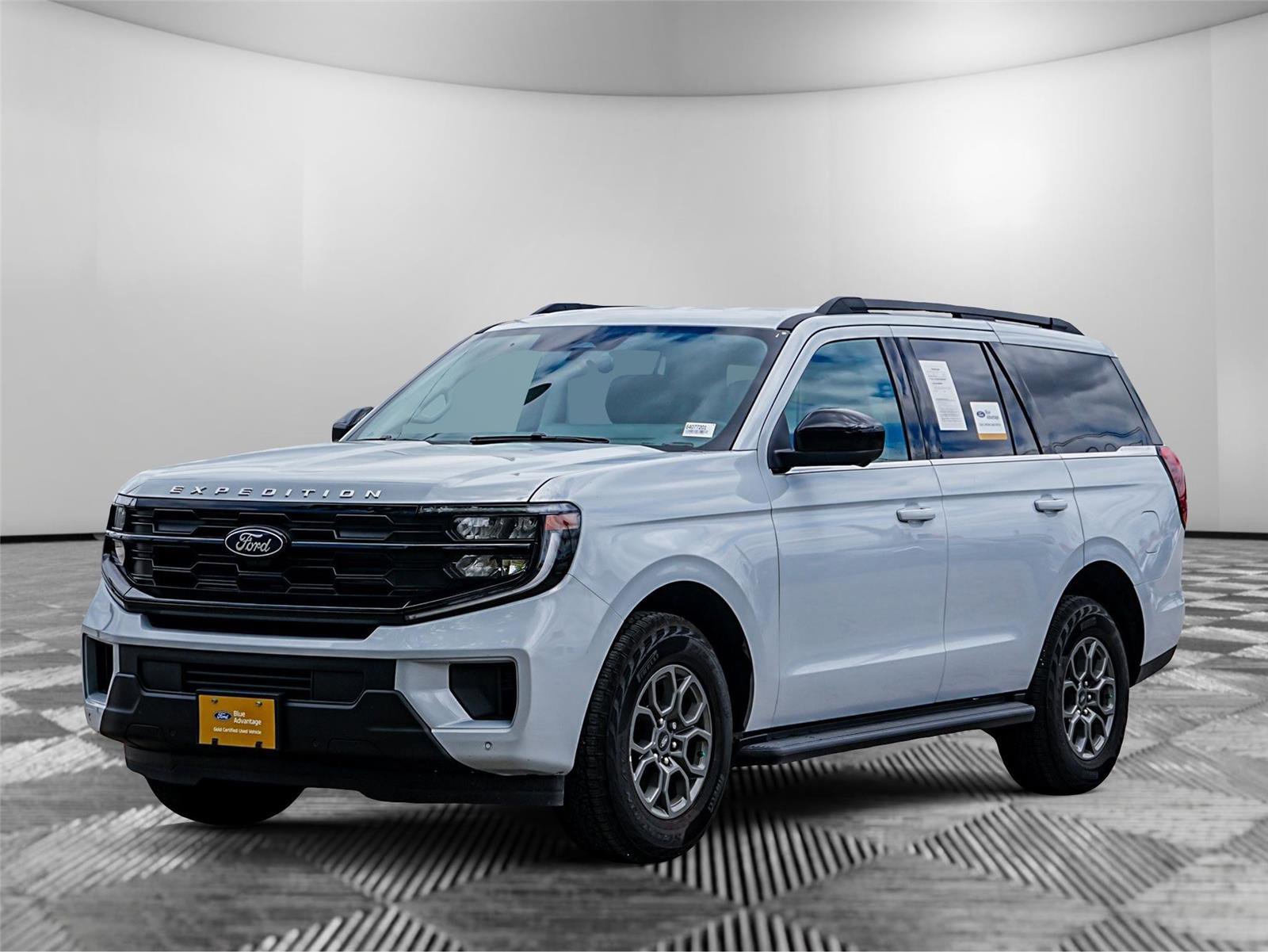 Certified 2025 Ford Expedition Active RWD image 8
