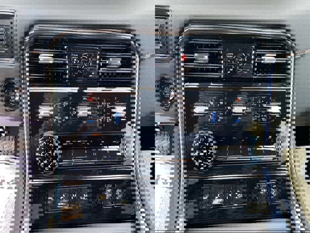 New 2025 Nissan Armada PRO-4X w/ Pro-4X Premium Package image 19