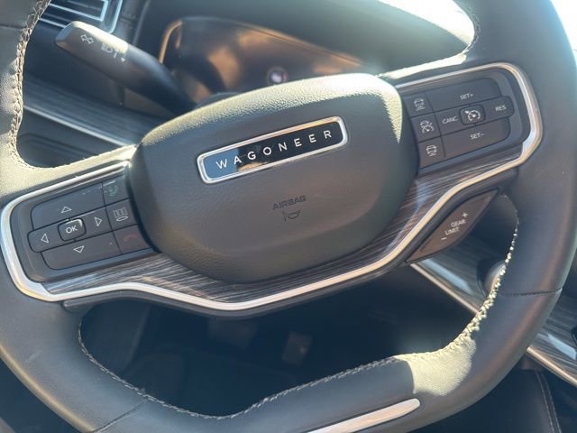 Used 2022 Jeep Wagoneer Series II w/ Premium Group I AWD/4WD image 23