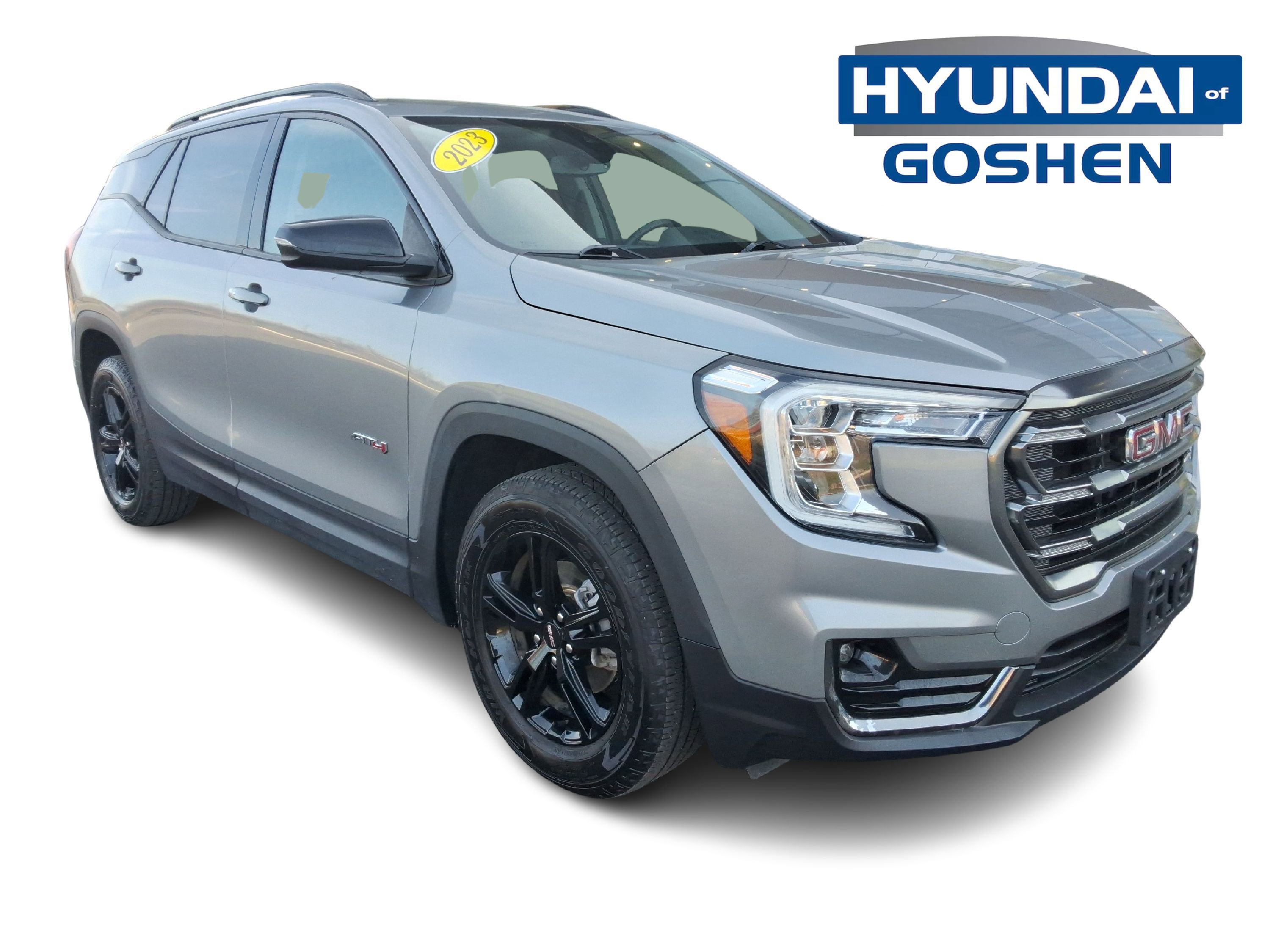 Used 2023 GMC Terrain AT4 image 3