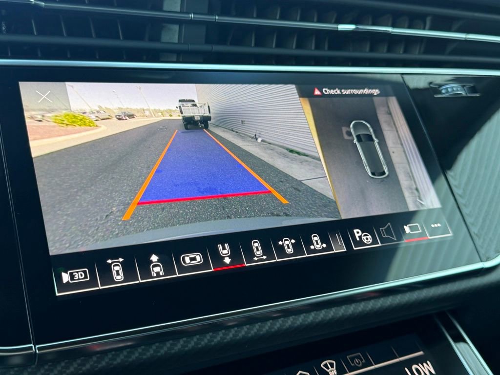 Used 2024 Audi RS Q8 w/ Black Optic Package image 35