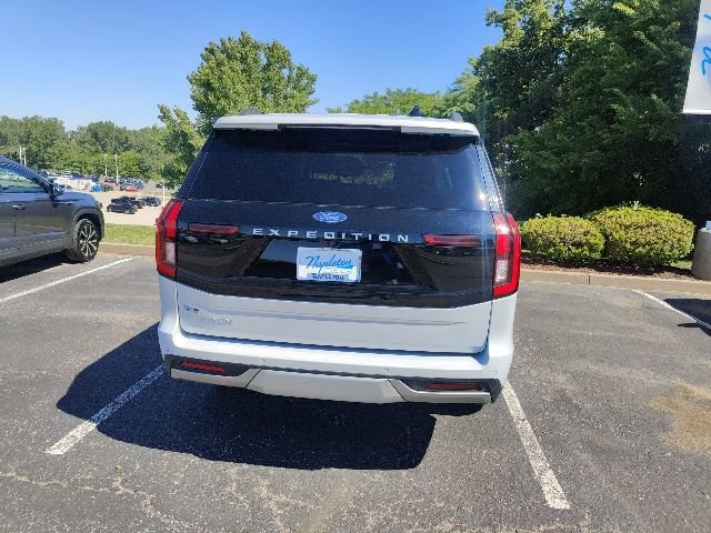 Used 2025 Ford Expedition Platinum AWD/4WD image 17