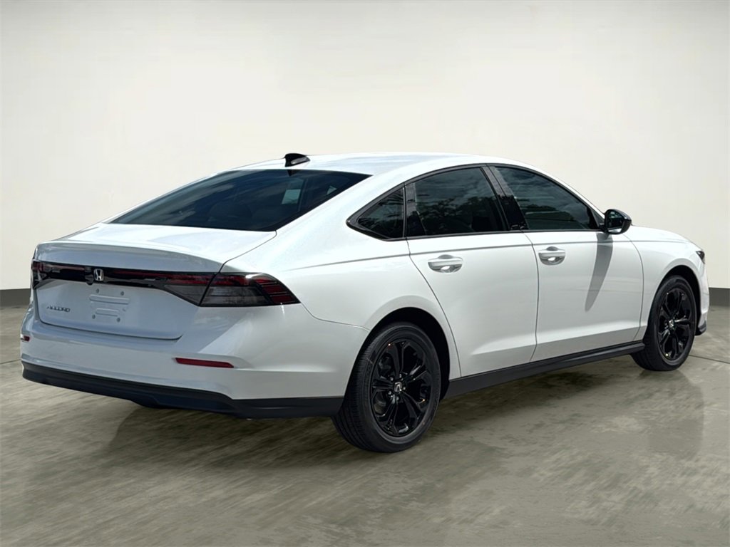 New 2025 Honda Accord SE image 10