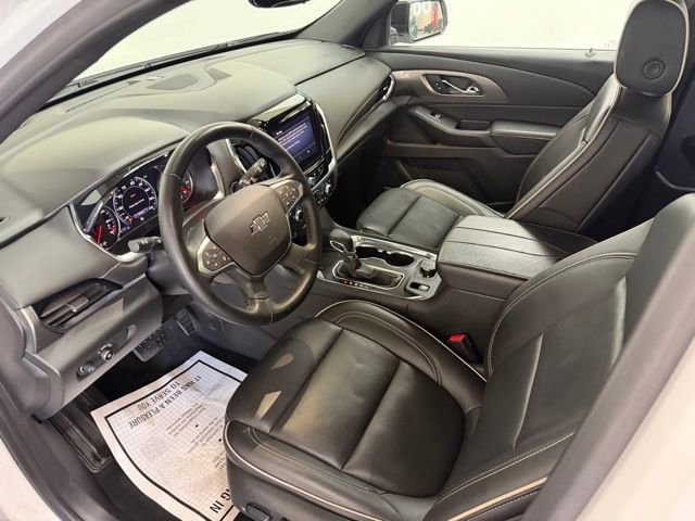 Used 2023 Chevrolet Traverse Premier w/ Redline Edition AWD/4WD image 15