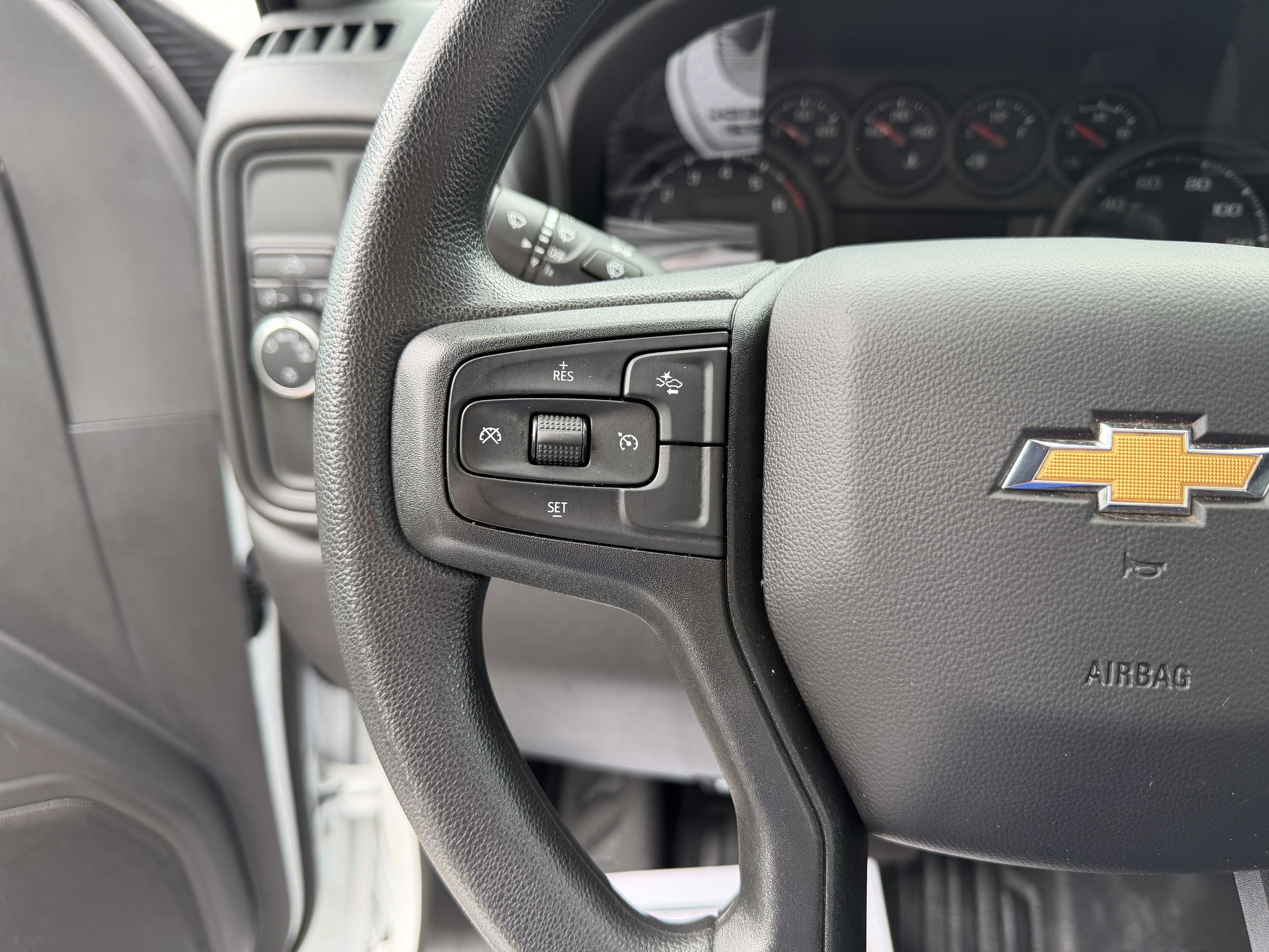 Used 2025 Chevrolet Silverado 1500 W/T RWD image 15