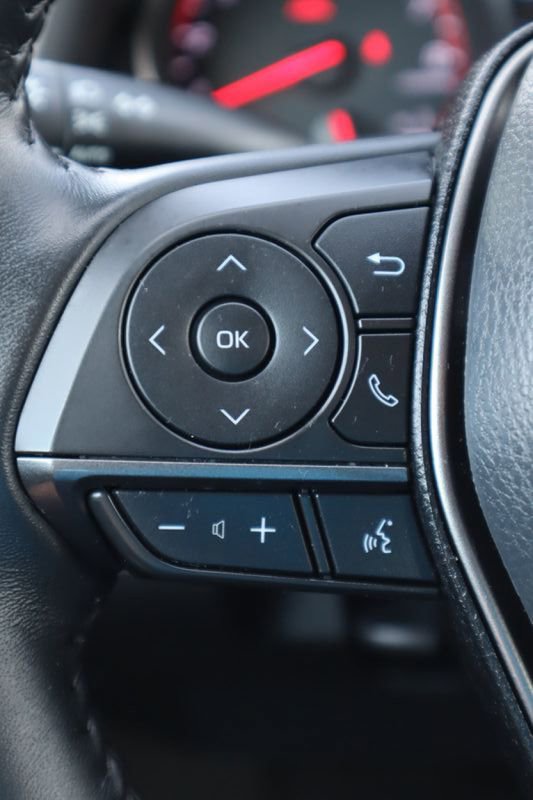 Used 2021 Toyota Camry XSE image 27