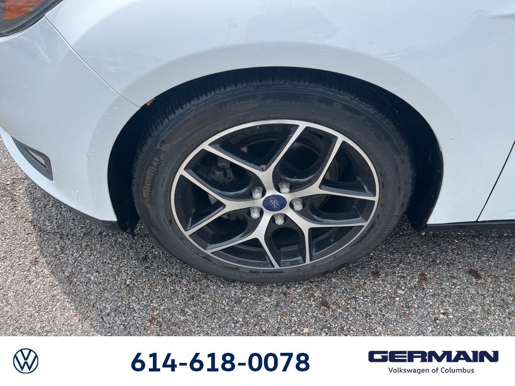 Used 2018 Ford Focus SEL w/ Cold Weather Package FWD image 18
