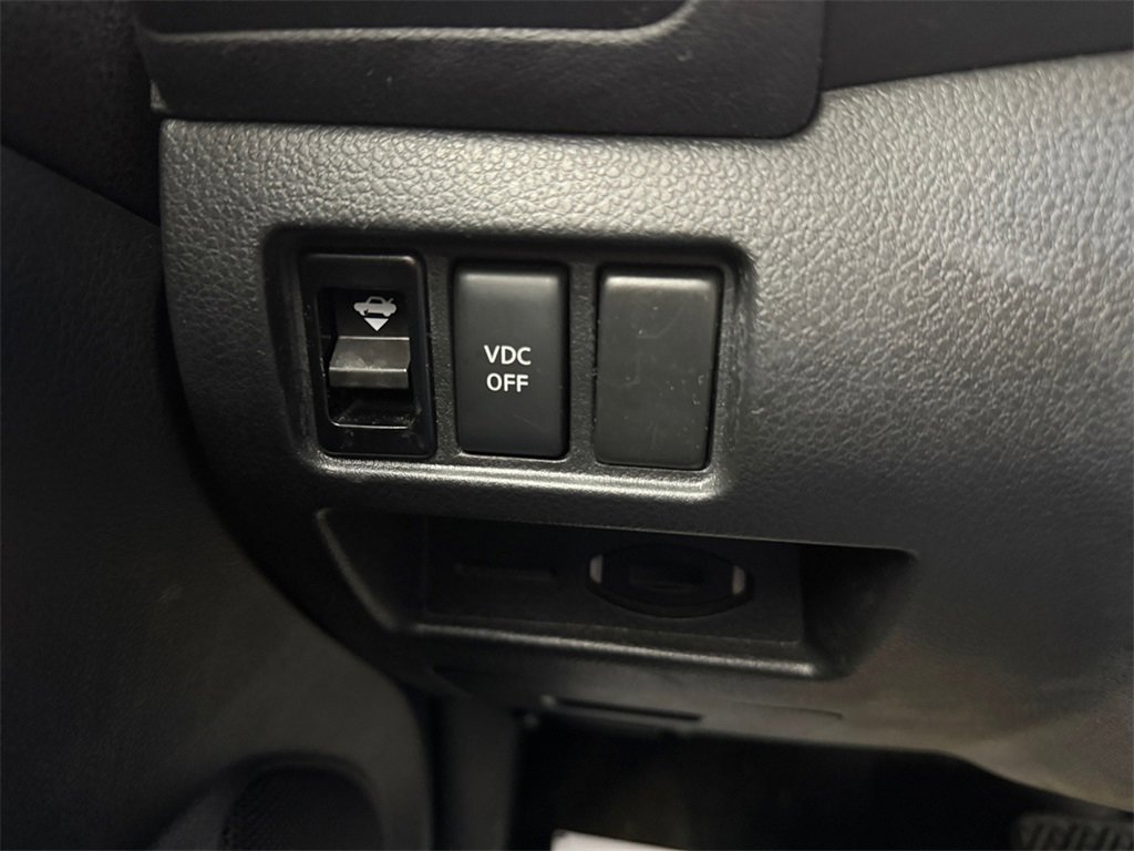 Used 2010 Nissan Altima 2.5 S w/ Premium Pkg image 28