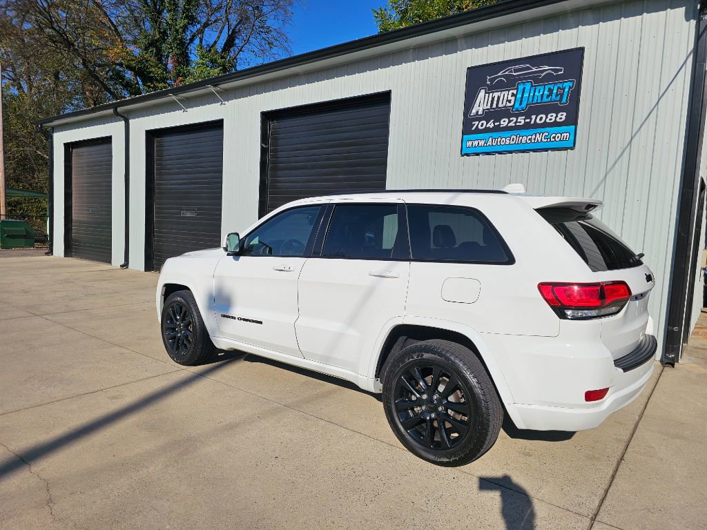 Used 2020 Jeep Grand Cherokee Altitude image 8
