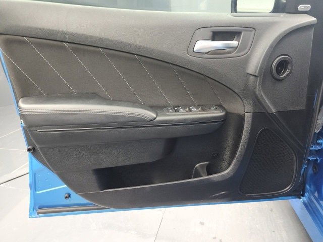 Used 2023 Dodge Charger R/T w/ Blacktop Package image 28