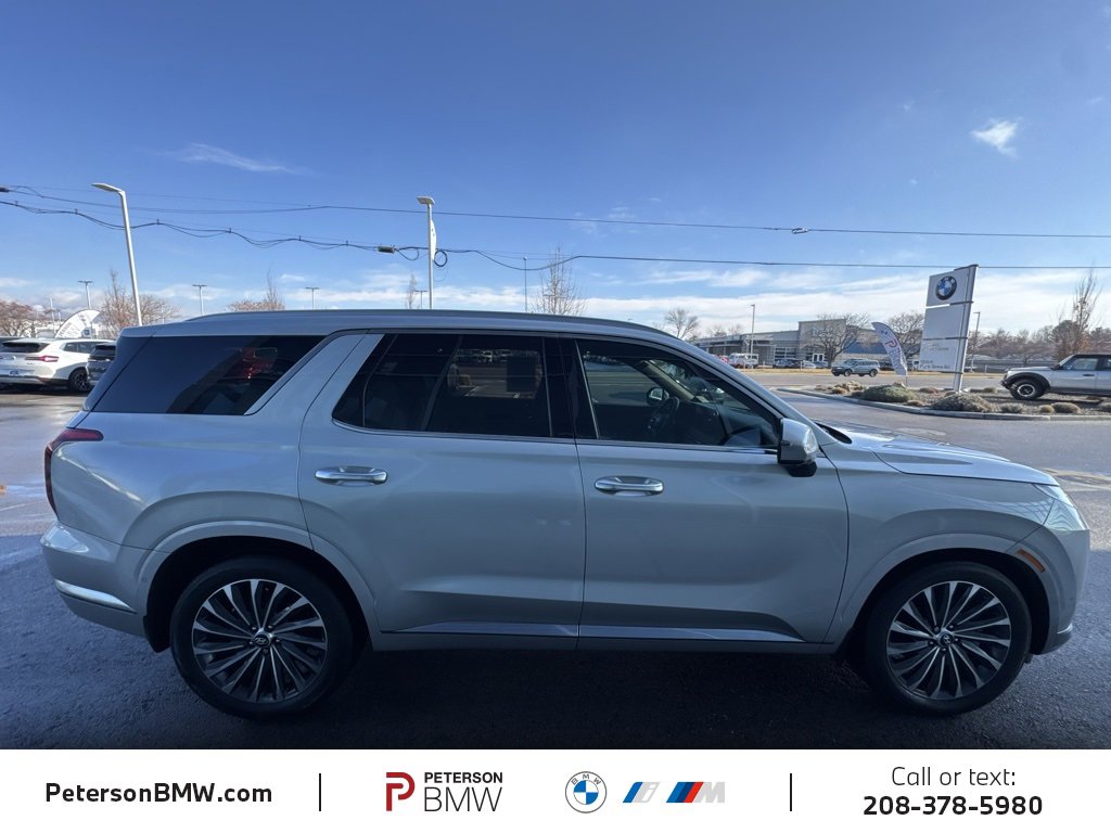 Used 2023 Hyundai Palisade Calligraphy image 9