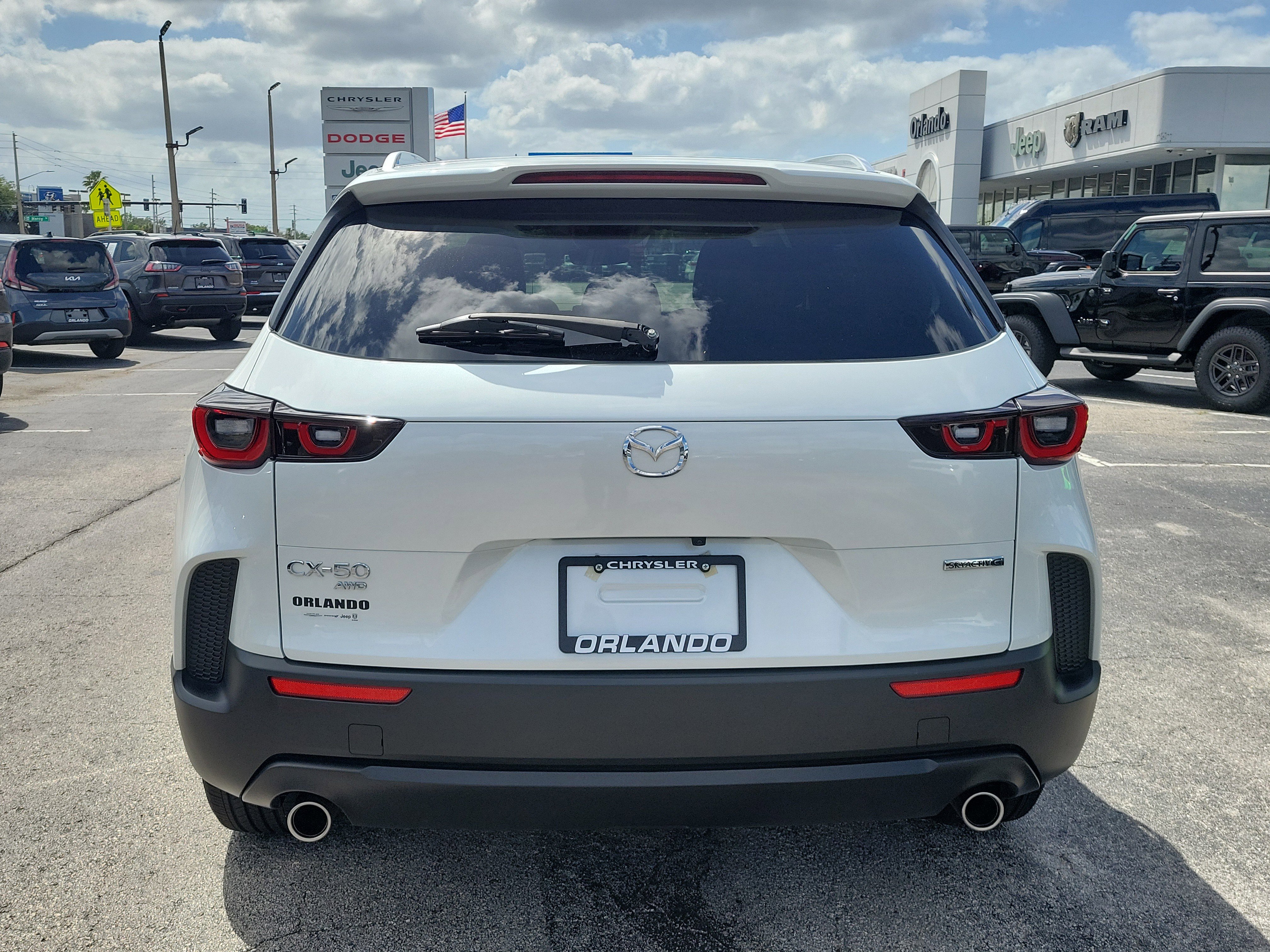 Used 2025 MAZDA CX-50 AWD 2.5 S w/ Preferred Package image 6