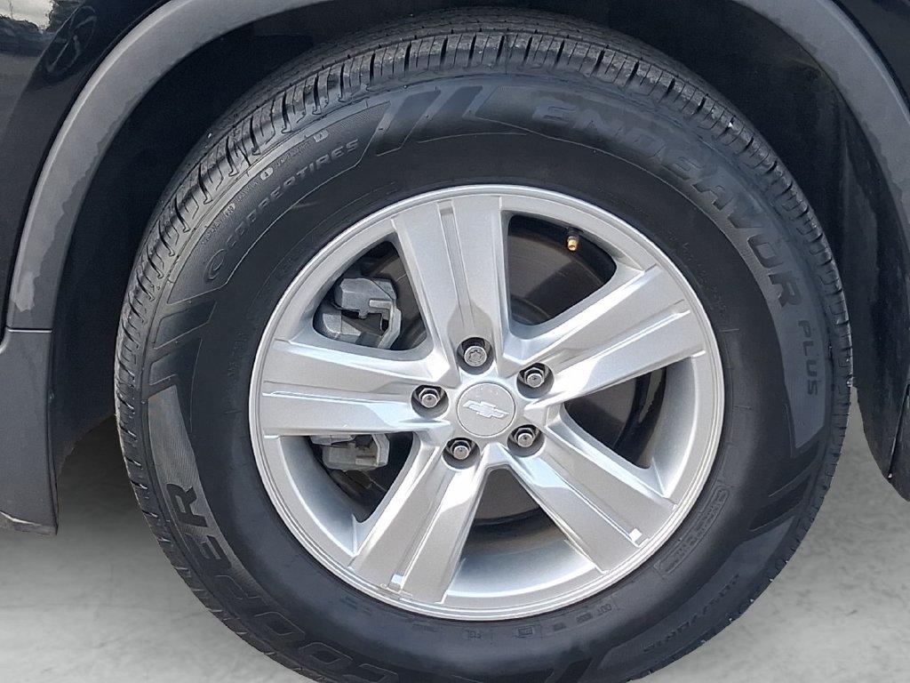 Used 2020 Chevrolet Trax LS FWD image 23