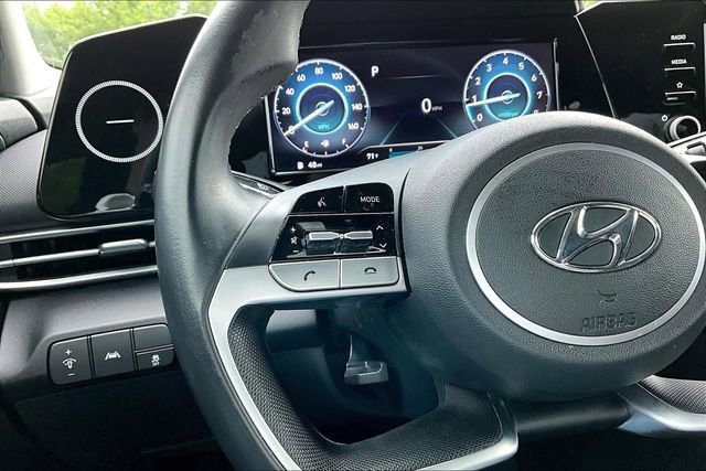 Used 2021 Hyundai Elantra SEL w/ Convenience Package image 10
