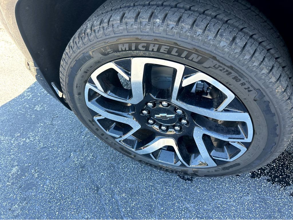 New 2024 Chevrolet Silverado EV RST AWD/4WD image 26