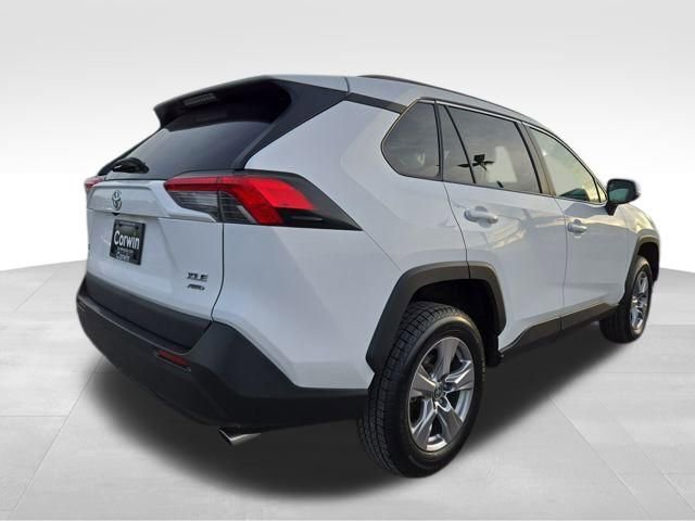 Used 2023 Toyota RAV4 XLE image 12