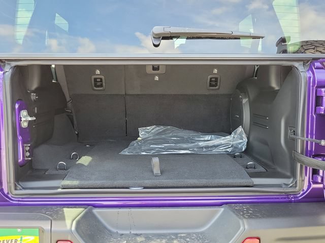 New 2026 Jeep Wrangler Unlimited Rubicon AWD/4WD image 8