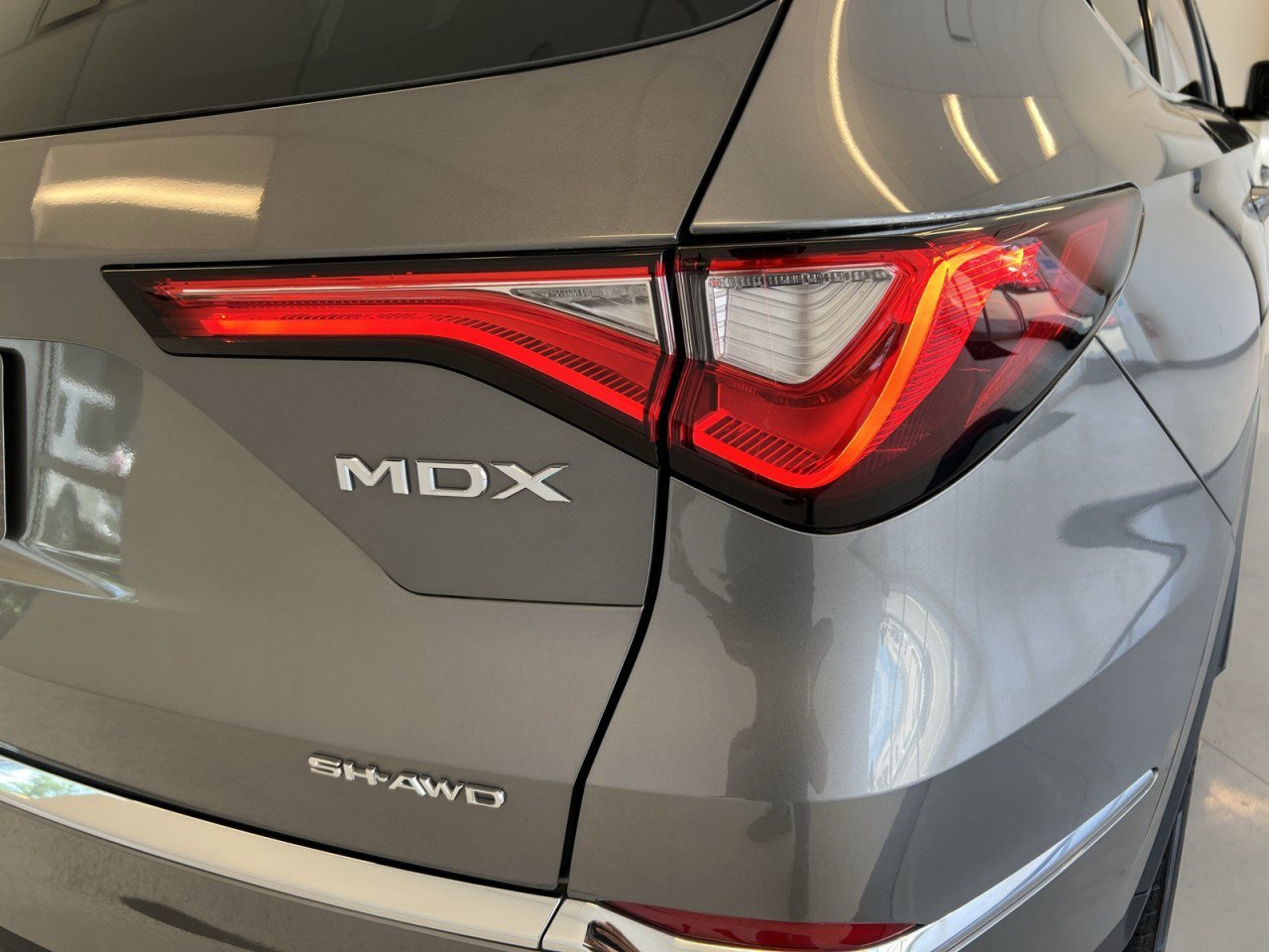 Used 2023 Acura MDX SH-AWD image 52