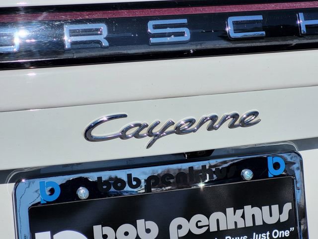Used 2020 Porsche Cayenne image 30