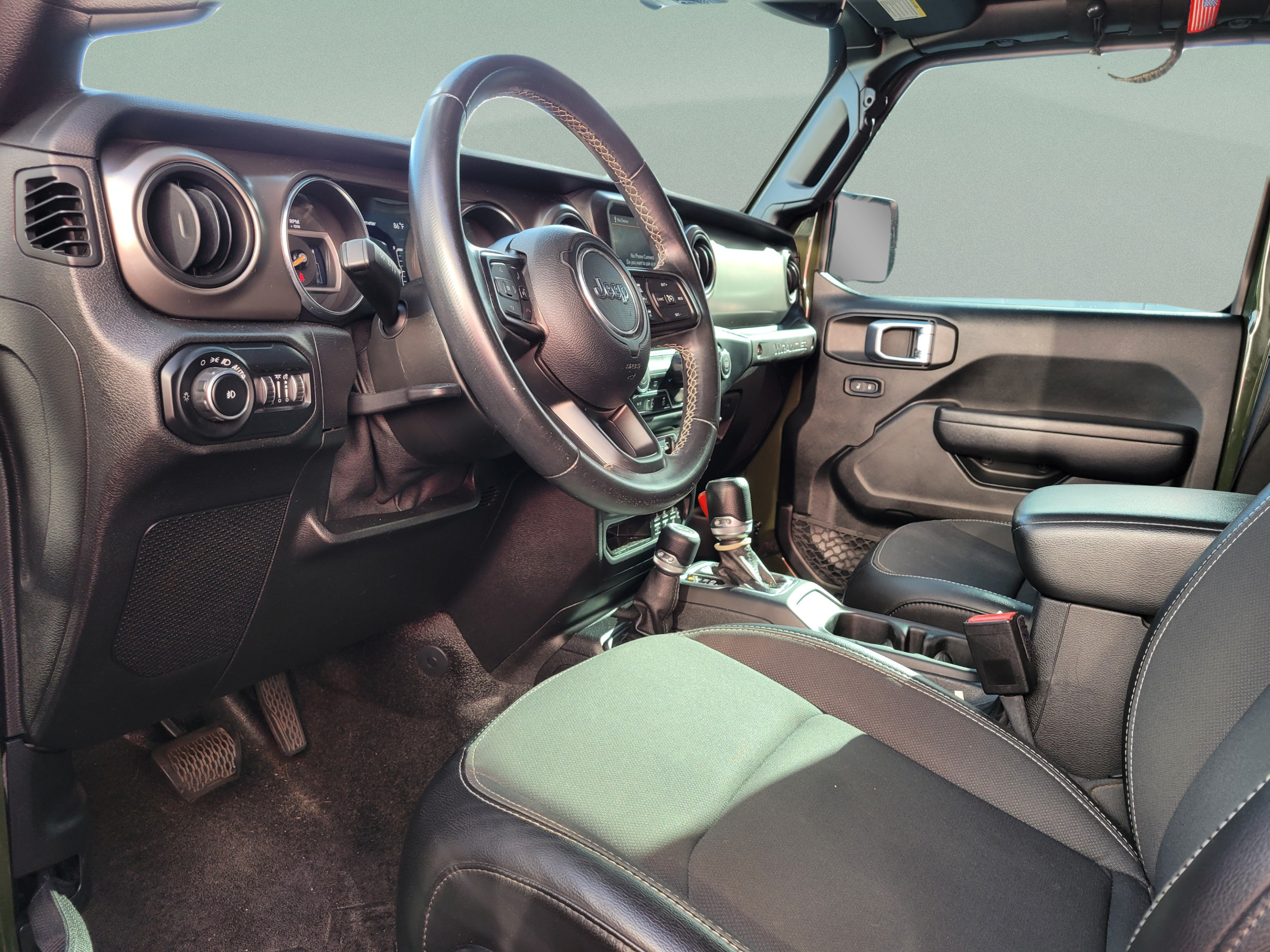 Used 2021 Jeep Wrangler Unlimited Sport AWD/4WD image 13