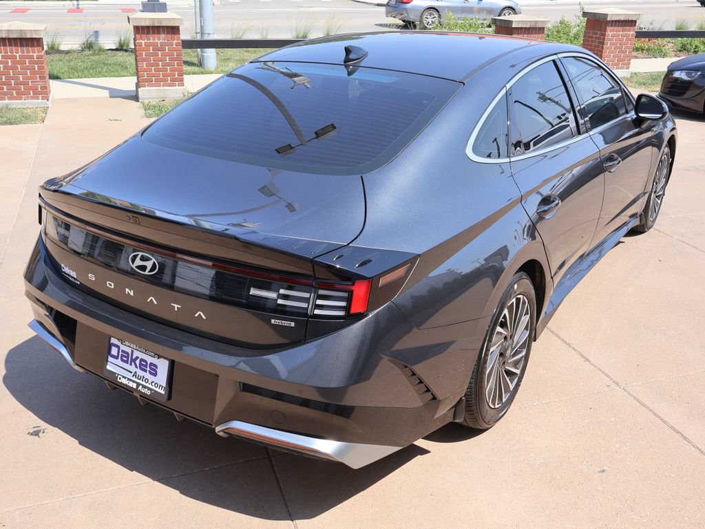 Used 2025 Hyundai Sonata SEL FWD image 6
