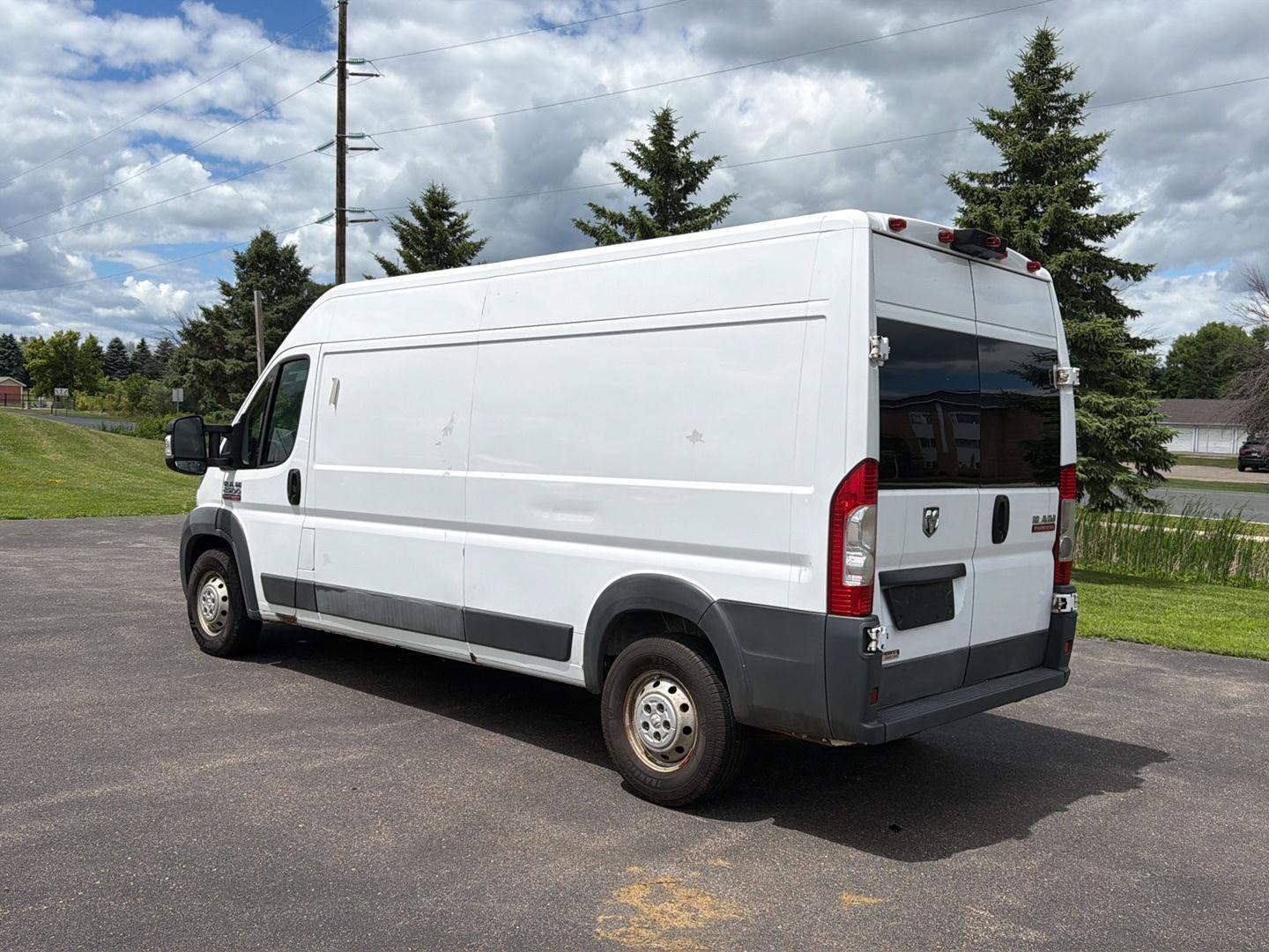 Used 2017 RAM ProMaster 2500 w/ Premium Appearance Group FWD image 5