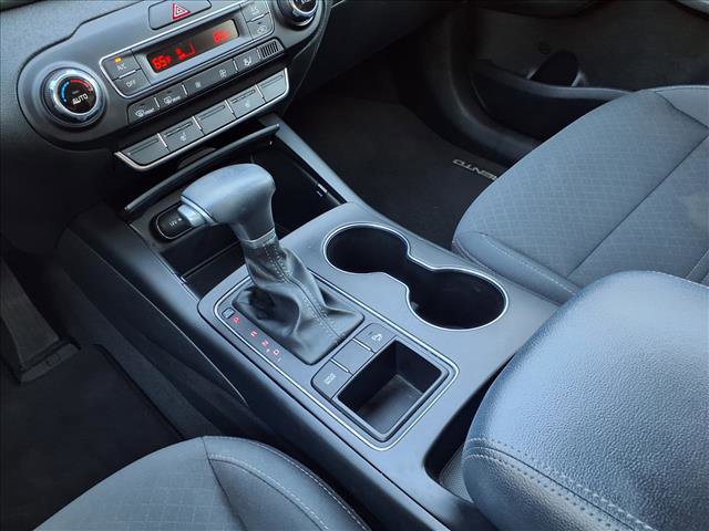Used 2020 Kia Sorento S image 17