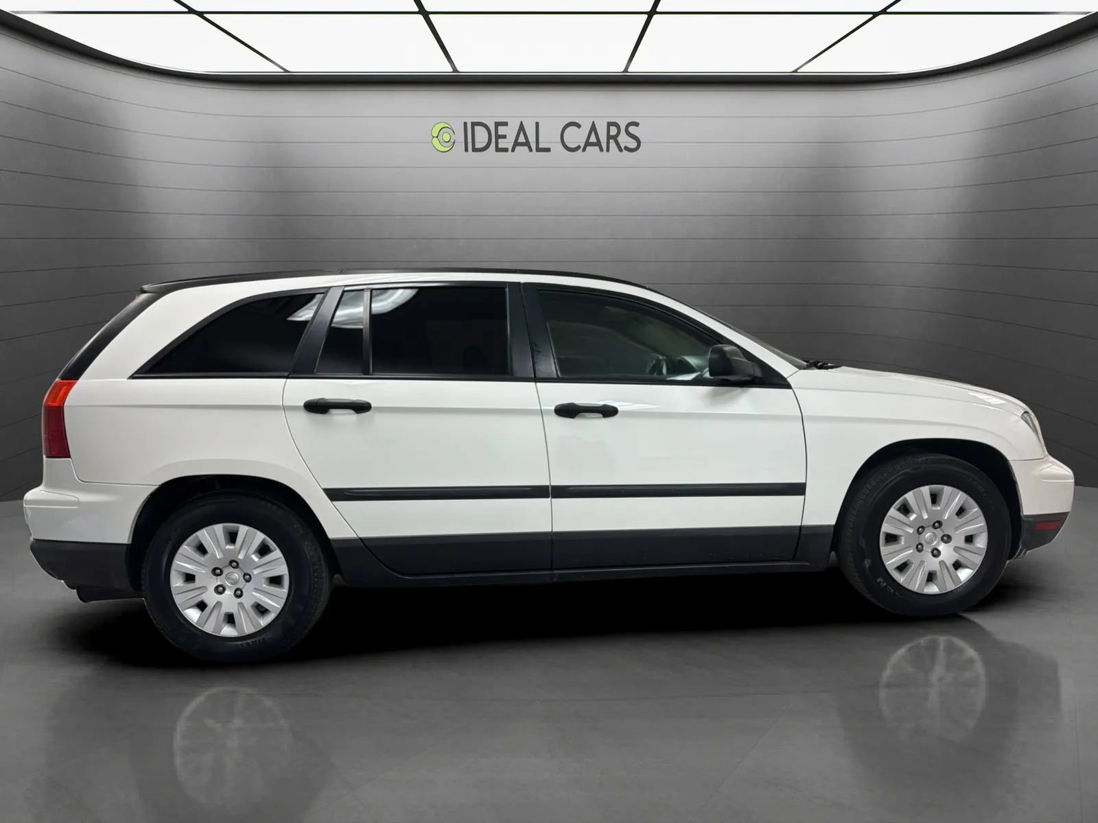 Used 2005 Chrysler Pacifica 2WD image 4