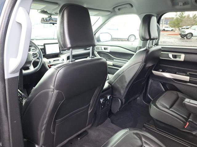 Certified 2022 Ford Explorer XLT w/ Equipment Group 202A image 24