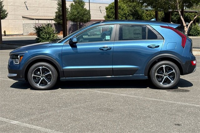 New 2025 Kia Niro EX image 10