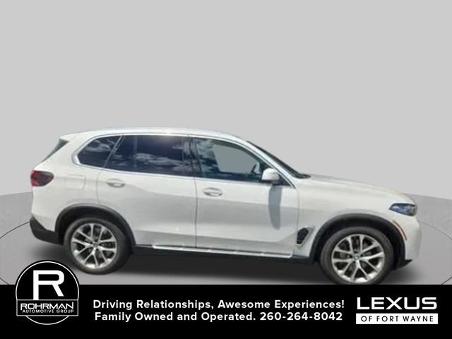 Used 2025 BMW X5 xDrive50e AWD/4WD image 7