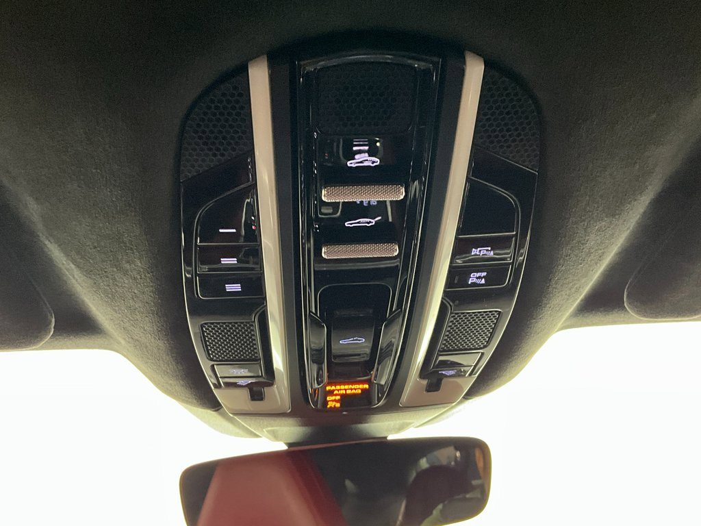 Used 2017 Porsche Panamera 4S image 13