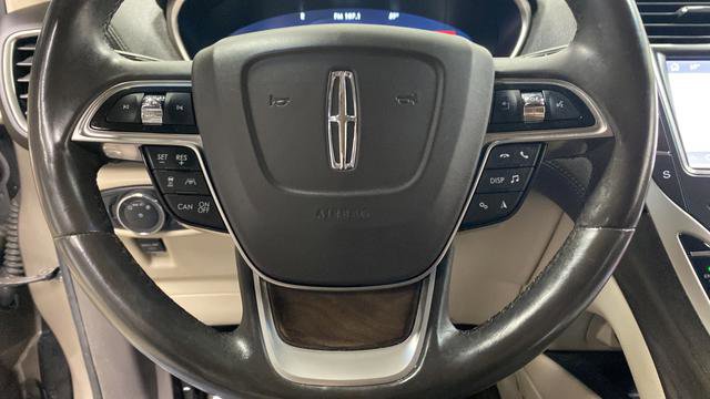 Used 2020 Lincoln Nautilus Reserve w/ Equipment Group 201A image 16