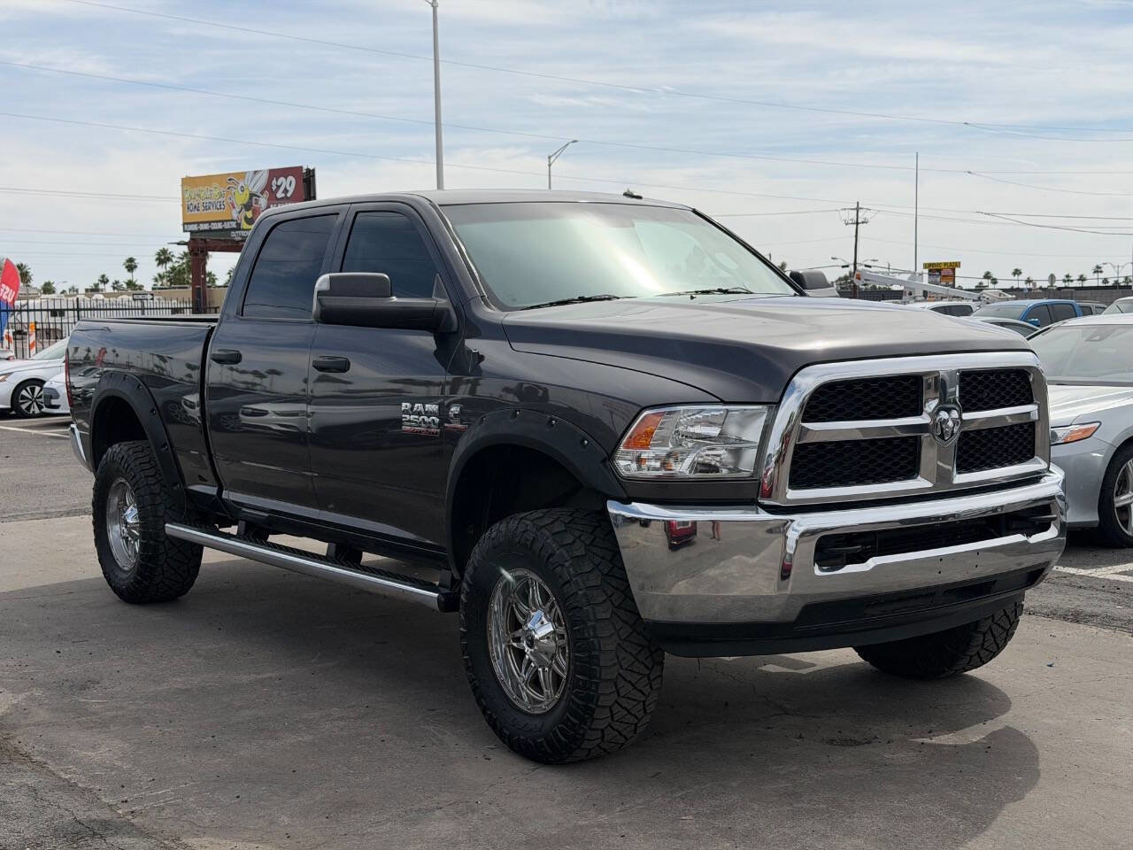 Used 2018 RAM 2500 Tradesman w/ Chrome Appearance Group image 12