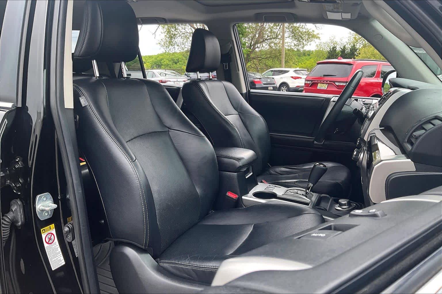 Used 2014 Toyota 4Runner Limited AWD/4WD image 8