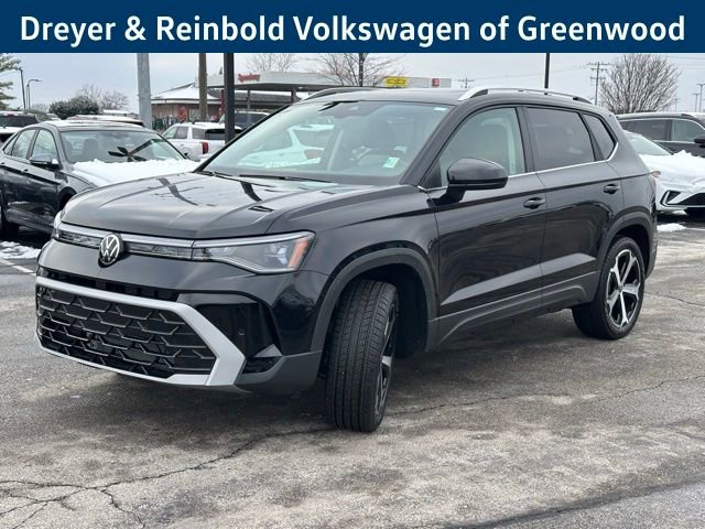 New 2026 Volkswagen Taos SEL image 3