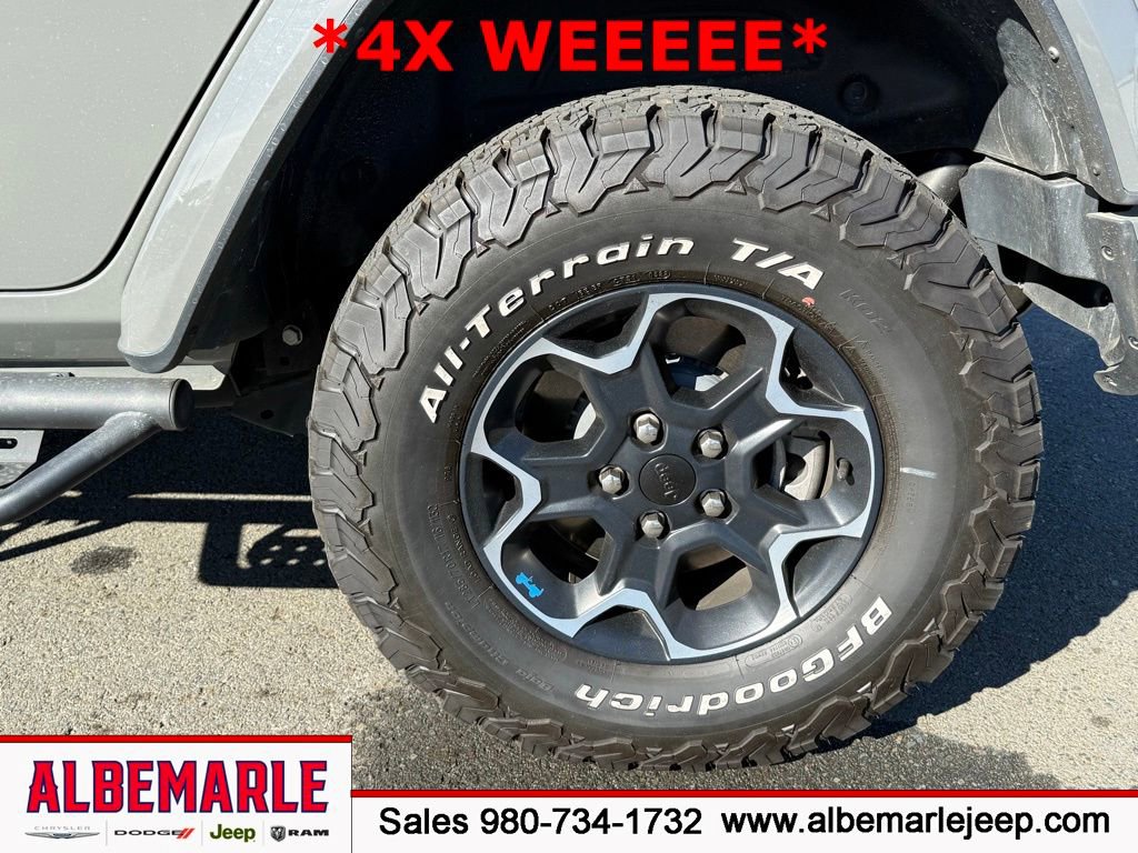 Used 2022 Jeep Wrangler Unlimited Sahara image 12