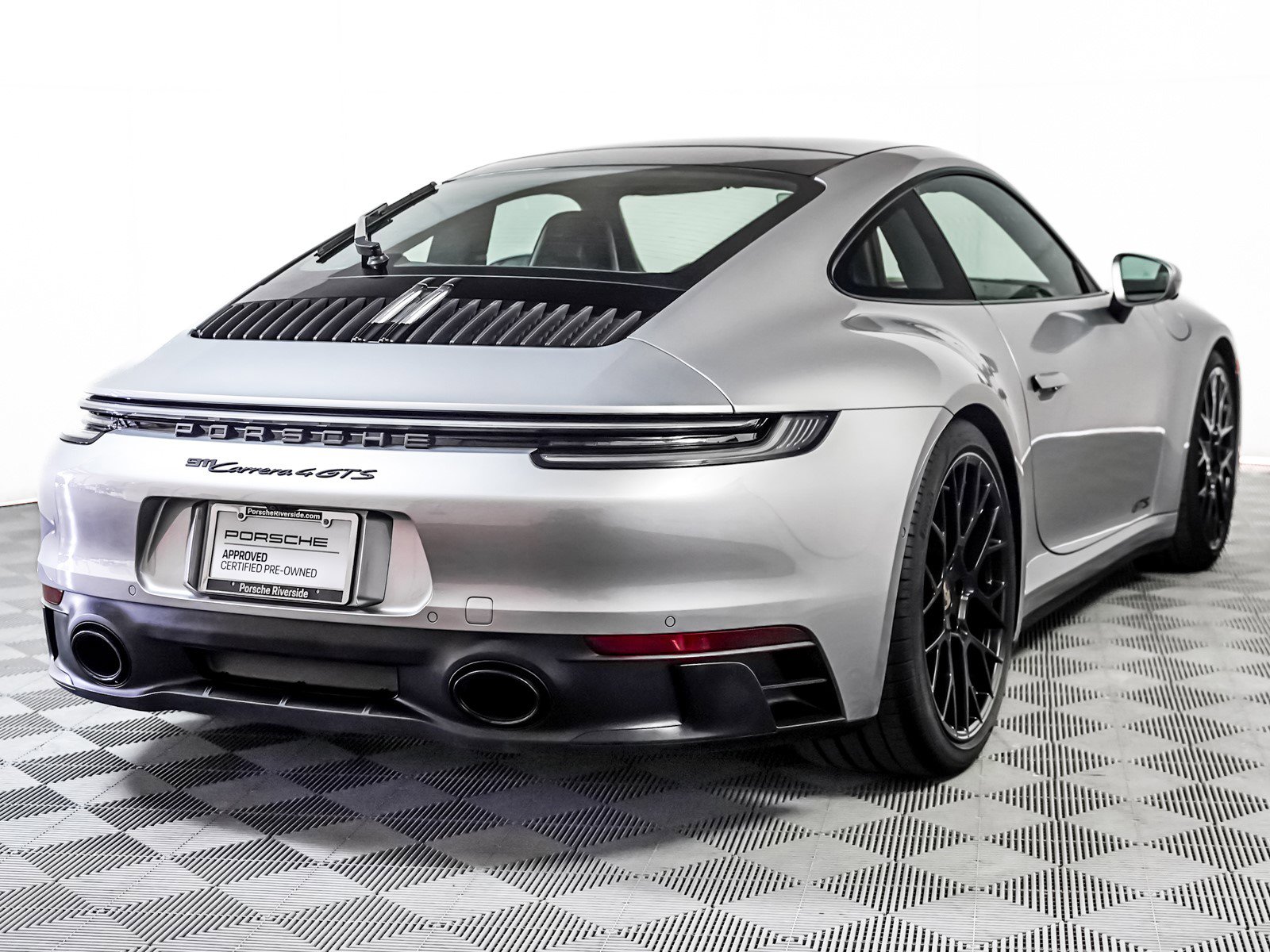 Used 2024 Porsche 911 Carrera 4 GTS image 10