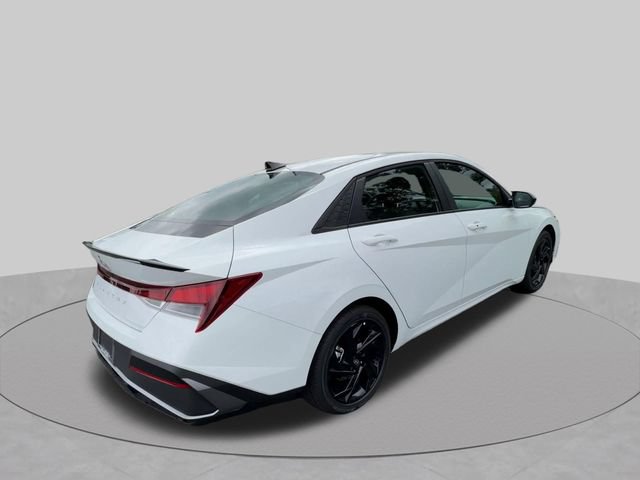 New 2026 Hyundai Elantra SEL Sport FWD image 10
