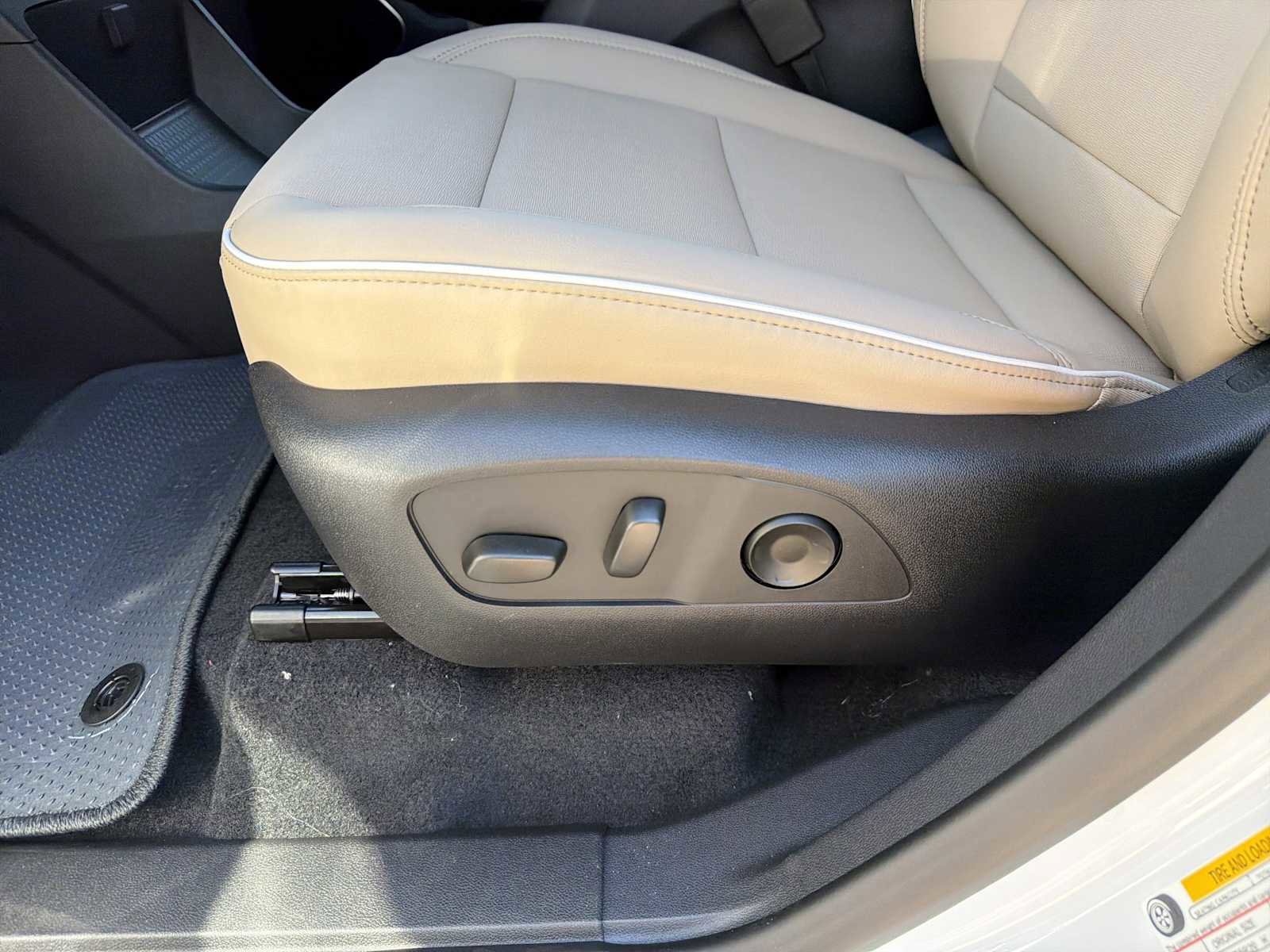 New 2026 Buick Enclave Preferred w/ Power Package FWD image 19
