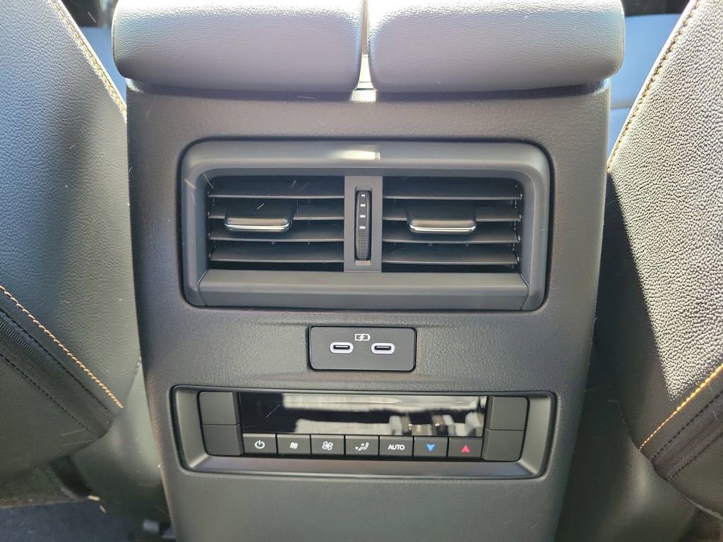 New 2026 MAZDA CX-90 3.3 Turbo w/ Select Package image 16