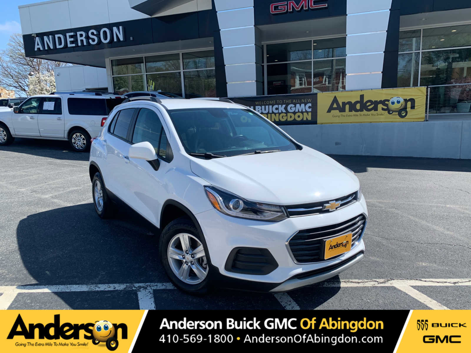 Used 2022 Chevrolet Trax LT w/ LT Convenience Package AWD/4WD image 1