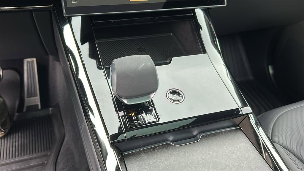 Certified 2025 Land Rover Range Rover Sport Autobiography image 18