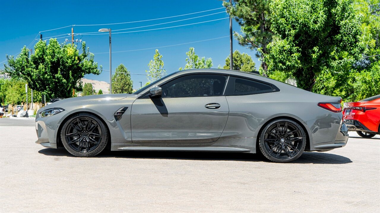Used 2021 BMW M4 Competition w/ Executive Package RWD image 3